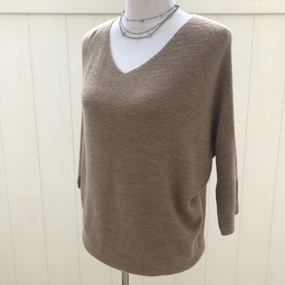 Gap Light Brown Women Light Weight Sweater Size M